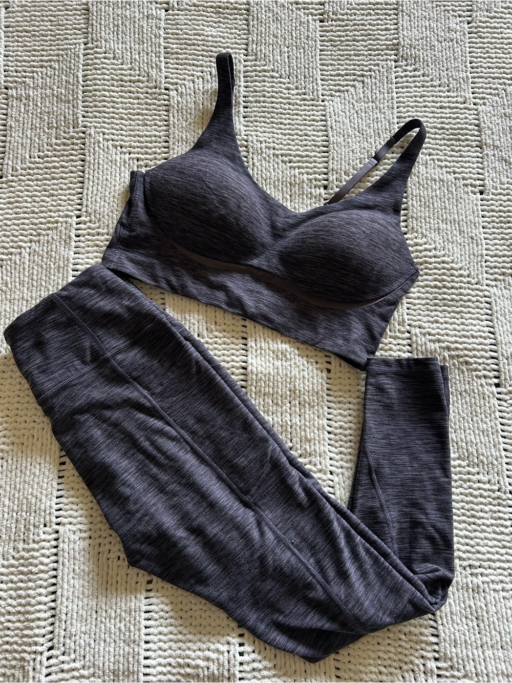 Victoria's Secret VSX Onyx Dark Gray Leggings & Bra Set 36C & 6